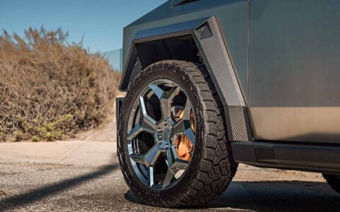 Tesla Cybertruck UP Forged 24-Inch Custom Polished CYBRSPOKE Wheels Unplugged Performance 11