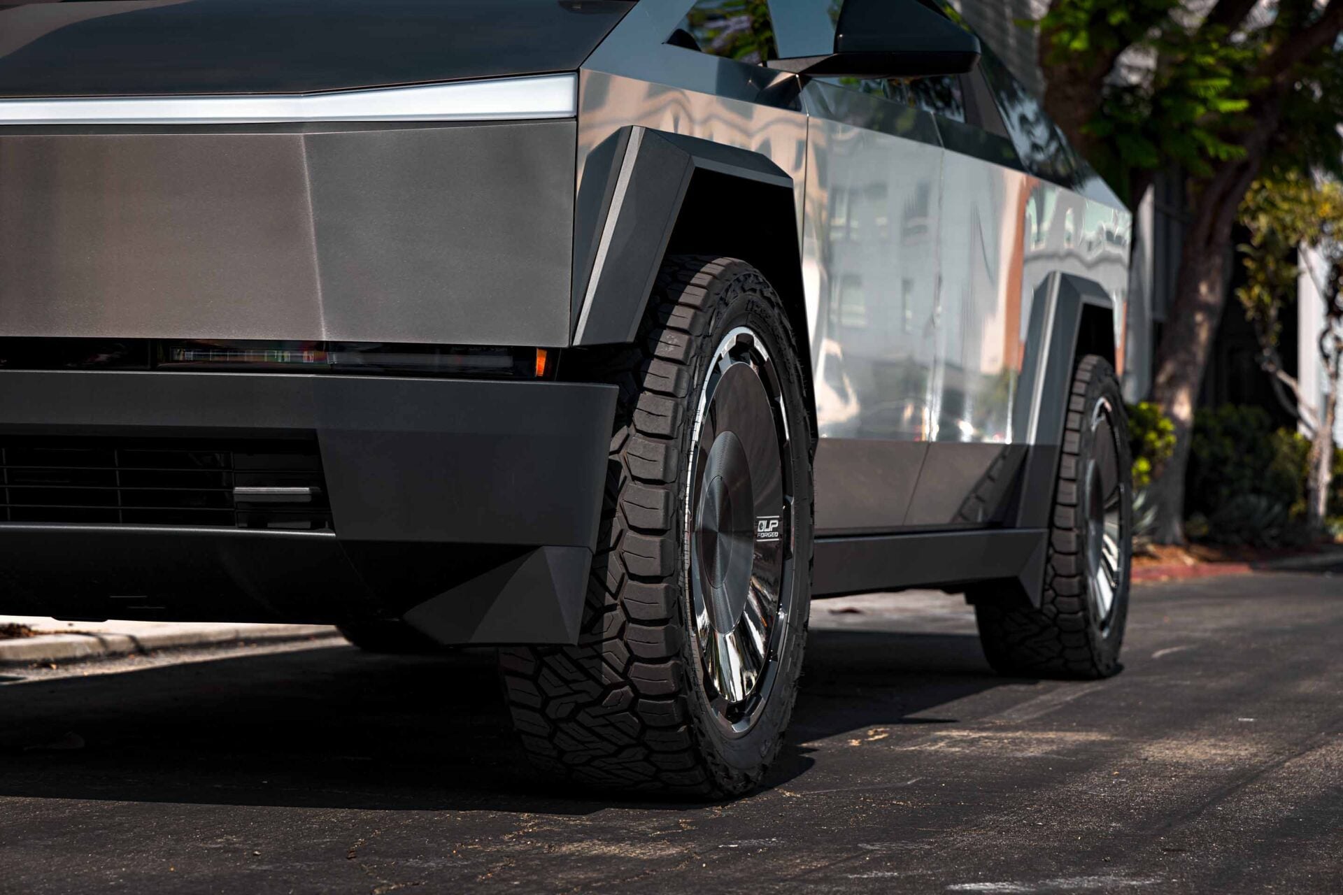 Tesla Cybertruck on 24-Inch UP Forged CYBRDISC Gloss Black Wheels 7 Tesla Cybertruck UP Forged 24-Inch Gloss Black CYBRDISC Wheels Unplugged Performance 9
