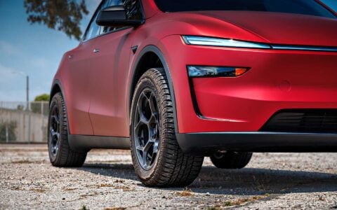 Tesla Model Y Juniper with Leveling Lift Kit and UP-05 Forged Wheels Unplugged Performance 6
